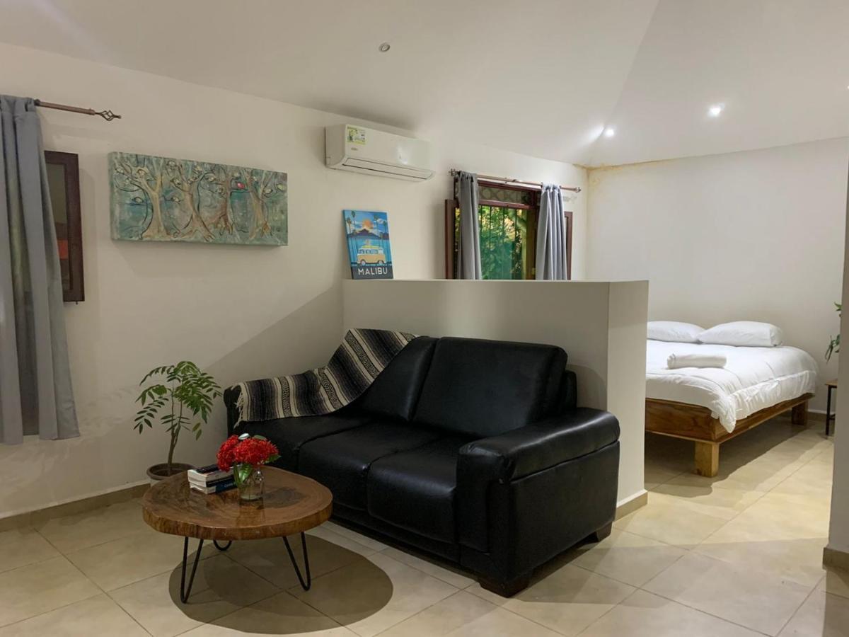 Hostel 7, Casa De Gingi Playa Santa Teresa  ภายนอก รูปภาพ